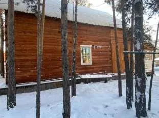Здание, назначение: нежилое, кадастровый номер 14:35:000000:2227 с постройками, с з/у, пл. 1038 кв.м., земли населенных пунктов, кад.номер 14:36:106082:181, адрес: РС(Я), ш.Сергеляхское ДСК «Булгунняхтах».