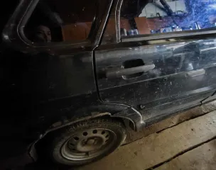 Лада 211540, 2010 год, VIN: ХТА211540A4869135, сине-черный