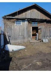 1/2 доли квартиры и земельного участка, 29,5 кв.м, Свердловская обл. Еще 1/2 доля в праве на жилое помещение, площадь: 29,5кв.м., кадастровый номер: 66:03:2001001:1007 и 1/2 доля в праве на земельный участок, площадь: 878кв.м., категория земель: Земли населенных пунктов, разрешенное использование…