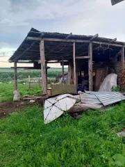 Земельный участок 1163 кв.м и жилое здание 66.5 кв.м, Республика Башкортостан Земельный участок для ведения личного подсобного хозяйства. Кадастровый номер: 02:29:050301:183. Местоположение установлено относительно ориентира, расположенного в границах участка. Почтовый адрес ориентира: Российская…
