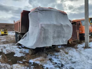 Движимое имущество (автомобили, специализированная техника), расположенное в Хабаровском крае, п. Галкино. Автомобиль КамАЗ-65222, VIN X1F652220D0000398, шасси XTC 652220 C1288561, 2013 г.в., гос. номер Т 538 ХК 163. Автомобиль КАМАЗ 65222-43, VIN XTC652224E1300015, 2014 г.в., гос. номер У 664 ЕА…