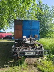 Камаз 53215N 2004 грузовой автомобиль, марка: камаз, модель: 53215N, год изготовления: 2004, VIN: XTC53215N42230837. Особенности тех. состояния: не на ходу, КП и ДВС требуют капитального ремонта, кабина восстановлению не подлежит.