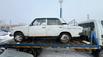 ВАЗ 21065 2000 г, госномер Р427УС56, цвет ярко белый, VIN XTA210650Y4243893. Автомобиль имеет следы эксплуатации такие как потертости лакокрасочного покрытия на кузове автомобиля, имеются загрязнения подкапотного пространства и салона автомобиля. Возможны срытые дефекты. Претендентам перед подачей…