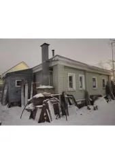 1/8 доля жилого здания 40 кв.м и 1/8 доля земельного участка 585 кв.м в Рязанской обл., кадастровый номер 62:26:0010304:93 и кадастровый номер 62:26:0010304:39, категория земель: Земли населенных пунктов, разрешенное использование: для размещения и эксплуатации жилого дома, адрес: Рязанская обл…