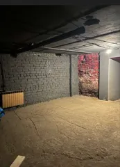 Нежилое строение 700,2 кв.м, Нижегородская область, г. Нижний Новгород, ул. Гордеевская, д.4, общая площадь 700,2 кв.м, этаж: 3, в том числе подземных 1, кадастровый номер объекта: 52:18:0030028:31. Право аренды на земельный участок, расположенный по адресу: Нижегородская обл., г. Нижний Новгород…