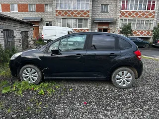 Citroen C3 2012 автомобиль марки Citroen модель C3 2012 г.в. VIN-номер VF7SCKFT0CW539266 ознакомиться с имуществом можно, с момента публикации сообщения о продаже имущества и до окончания приема заявок по предварительной записи с организатором торгов по телефону: 89605442246, эл. почте…