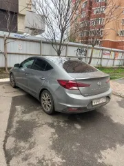Hyundai Elantra 2018 года, 110 лс, 95584 км, АКПП. Транспортное средство: HYUNDAI ELANTRA, идентификационный номер (VIN): KMHD84LF6KU783639, год изготовления: 2018, гос. номер: Н640ТО15. Цена: 1 110 000 руб.