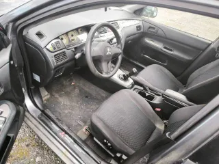 Mitsubishi Lancer 2006, 98 л.с., 299225 км. Легковой автомобиль, марка: Mitsubishi, модель: Lancer 1.6, год изготовления: 2006, цвет: серый, изготовитель (страна): Япония, разрешенная максимальная масса: 1750 кг, масса без нагрузки: 1260 кг, VIN: JMBSNCS3A6U020295, ПТС: 78ТТ 014498, г/н: Х389ЕР72…