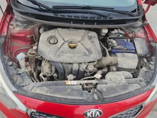 Kia Cerato 2013 года, 150 лс, 220000 км, АКПП, легковой автомобиль, марка КИА/KIA YD CERATO FORTE, VIN: XWEFX417BD0000340, цвет красный.