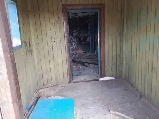 1/2 доли здания 188.3 кв.м и земельного участка 587 кв.м, с. Каратузское, Красноярский край. 1/2 доля здания и 1/2 доля земельного участка в Красноярском крае, ещё 1/2 доля здания и 1/2 доля земельного участка в Красноярском крае, Земельный участок, площадь 587 +/- 17 кв.м, адрес (местонахождение)…