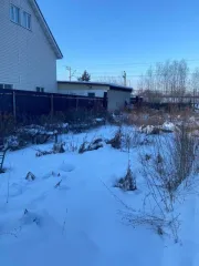 Дом 69,2 кв.м, участок 893 кв.м, Иркутская область Жилой дом с земельным участком площадью 69,2 кв. м, 2 этажа, адрес: Российская Федерация, Иркутская область, Иркутский район, 600 м южнее с. Смоленщина, садоводческое некоммерческое товарищество "Нива-1", ул. Железнодорожная, кадастровый номер…