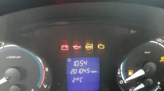 Легковой автомобиль LADA 217230 Priora, 2013 г.в, VIN: XTA217230E0253543. Тех. состояние оценивается как неудовлетворительное. Требуется замена технических жидкостей тормозной системы, системы охлаждения двигателя, моторного масла, масла коробки передач. Требуется капитальный ремонт двигателя и…