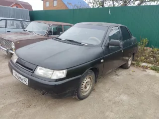 Автомобиль ВАЗ 21100 1996 года выпуска. Госномер Т446МН02. Цвет черный. VIN XTA211000V0000807. Модель двигателя 2024521, мощность 51 л.с. (70 кВт). Номер кузова 0000807. Экологический класс не установлен. Разрешенная максимальная масса 1480 кг, масса без нагрузки 1010 кг.