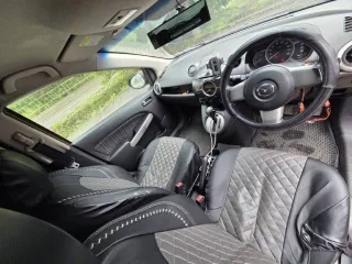 Mazda Demio 2009, 113 лс, АКПП, VIN: DE5FS119964. В залоге у ООО МФК «ПСБ Финанс».