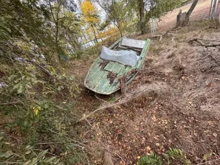 Транспортные средства и моторные лодки, годные остатки, 22 позиции Транспортных средств и моторных лодок (составной лот из 22 позиций) (годные остатки) Имущество признано бесхозяйным, технически не исправно, в аварийном состоянии, автомобили разукомплектованы, отсутствуют узлы и агрегаты, с…