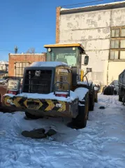 Погрузчик XCMG LW300FN, зав. № XUG0300FCHCB01437, год выпуска 2017, цвет желтый, гос. номер 38 АА 0864. Требуется ремонт головок блока цилиндра.