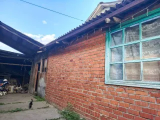 Доли дома 75,2 кв.м, земельного участка 841 кв.м, жилого помещения в Свердловской области 1/4 доля дома и 1/4 доля земельного участка в Свердловской обл. еще 1/4 доля дома и 1/4 доля земельного участка в Свердловской обл. еще 1/4 доля в праве на жилое помещение, площадь: 75,2 кв.м., кадастровый…