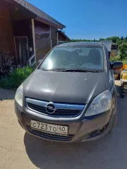 Opel Zafira 2011, 140 л.с., 239000 км, АКПП. Машина на ходу, АКПП неисправна, ключ один, запасной утерян.