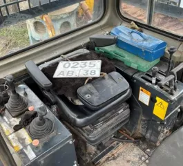 Бульдозер Shantui SD16F, 2011 г.в., желтый, гусеничный. Заводской номер SD16AF123031, двигатель C9115003106. Мощность 184 л.с. (135 кВт). Гос. номер 8677РК38. Имущество в залоге ФНС России на основании определения Арбитражного суда от 02.04.2024 по делу А19-3157/2023.