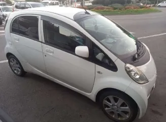 Mitsubishi I-MiEV, 2011 легковой автомобиль марки: MITSUBISHI, модель: I-MIEV, год выпуска: 2011 г., кузов №: HA3W-0200301, идентификационный номер: HA3W-0200301. Доп. информацию можно получить с момента публикации сообщения о торгах и до окончания периода приема заявок по будням с 10:00 до 17:00…