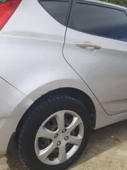 Hyundai Solaris 2013 года, 123 лс, 178020 км, легковой комби (хэтчбек), марка: Хендэ, модель: Солярис, год изготовления: 2013 г.в., цвет: серебристый, VIN: Z94CT51DBDR072521, ПТС: 39 РН 123049, г/н: К467КМ126