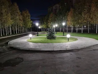Имущественный комплекс состоит из здания офисного центра площадью 902,1 кв.м., расположенного по адресу: Российская Федерация, Республика Коми, муниципальный округ Ухта, город Ухта, набережная Нефтяников, дом 20а. Назначение: нежилое, количество этажей 4, в том числе подземных 0, кадастровый номер…