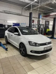 Volkswagen Polo, 2014 года, 105 лс, 256000 км. Транспортное средство марки ФОЛЬКСВАГЕН РОLO 2014 года выпуска, идентификационный номер ХW8ZZZ61ZЕG070033, государственные регистрационные знаки: Х262СО47. Залогодержатель: АО Ингосстрах Банк (АО Банк Инго, ИНН 7714056040).