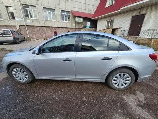 Chevrolet Cruze 2023 автомобиль Chevrolet KL1J CRUZE, год выпуска 2023, VIN (номер): XUFJF696JD3031489