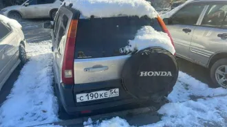 Honda CR-V 2004 года, 158 лс, полный привод, АКПП. Транспортное средство ХОНДА ЦРВ, 2004 года выпуска, кузов JHLRD78894C046531, государственный регистрационный номер С190КЕ54 ТС б/у, возможно наличие скрытых дефектов. Документы на транспортное средство отсутствуют.