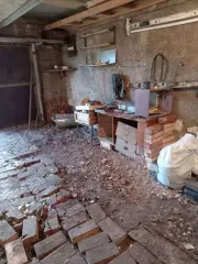 Гараж 21,4 кв.м., Республика Башкортостан, г. Октябрьский. Назначение: Гараж, адрес (местонахождение): Республика Башкортостан, г Октябрьский, тер. ГСК №46, зд. 453. Техническое состояние: кровля: имеются повреждения – протекает крыша. В результате неоднократного намокания имеются следы плесени…