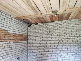 Столярный цех, 309,3 кв.м, Вологодская область, Кирилловский район, д. Поздышка. Нежилое одноэтажное здание – столярный цех, площадью 309,3 кв.м, 1958 г.п., расположенное по адресу: Вологодская область, муниципальный округ Кирилловский, д. Поздышка, кадастровый номер 35:05:0401020:17. Год ввода в…