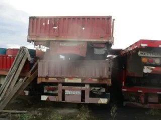 Грузовой самосвал Shaanxi SX3255DR384 госномер В265РВ27, 2012 год, VIN LZGJLDR48CX035110. Неисправен, разукомплектован.