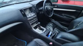 Infiniti Skyline 2008 года выпуска, черного цвета. VIN: PV36300723. Государственный регистрационный знак: Х690ТХАВН (Республика Абхазия). Свидетельство о регистрации ТС АА 074325 от 18.05.2020. Имущество продается в том виде, в каком оно есть, и в случае продажи возврату/обмену не подлежит. За…