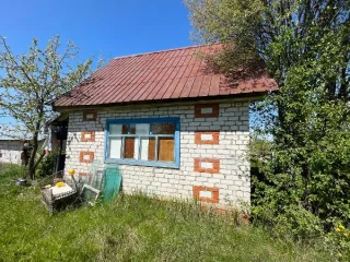 Земельный участок 800 кв.м с садовым домом 20,2 кв.м, СНТ Мазары, Марий Эл. Земельный участок с кадастровым номером 12:04:0100501:401 площадью 800 кв. м с расположенным на нем объектом недвижимого имущества, адрес: Российская Федерация, Республика Марий Эл, м.р-н Медведевский, с.п. Нурминское, тер…