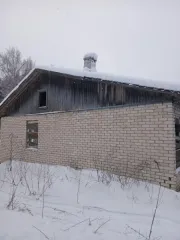 Нежилое здание площадью 112,3 кв. м, кадастровый номер 69:30:0130701:373 с земельным участком площадью 363 кв.м., кадастровый номер 69:30:0130701:393. Вид ограничений и обременений: нет. Общая площадь: 112.3. Кадастровый номер: 69:30:0130701:373. Назначение здания: нежилое. Количество этажей: 1.