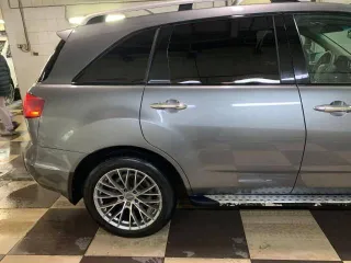Acura MDX 2008 года, 304 лс, 352077 км, полный привод, АКПП. Транспортное средство ACURA MDX 2008 года выпуска, VIN 2HNYD28698H544218, гос. номер В020НТ197. Машина в хорошем техническом состоянии. Был заменён мотор на пробеге 307 т.км , перебирали АКПП примерно 220 т.км. Фары передние, замена линз…