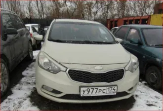 Kia Cerato, 2013 года, 130 лс, 174326 км, АКПП, Автомобиль легковой. Марка KIA CERATO, дата выпуска 2013 г., цвет серебристый, регистрационный знак У977РС174, технический паспорт серия 77ХА номер 164592, VIN-номер XWEFX411BD0001230.