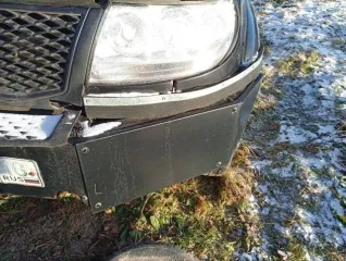 УАЗ Pickup 2014 года, 128 л.с., полный привод. Документы СТС и ПТС имеются. В наличии один комплект ключей. Точный пробег указать не можем, т.к. автомобиль не заводится, отсутствует аккумулятор. Пробег ориентировочно 350-400 тысяч км. Автомобиль битый, требует ремонта. Не работает одометр, есть…