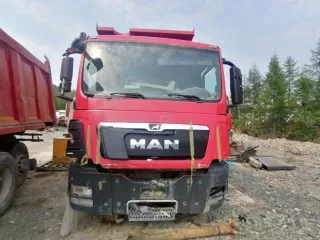 Автосамосвал БЦМ-59 на шасси MAN TGS 41.400 8х4 BB-WW, VIN X3W65392АН0001797, 2017 г.в., №двигателя D2066LF6350547991324798, цвет красный, ГРЗ Н595НС27 (разукомплектован)