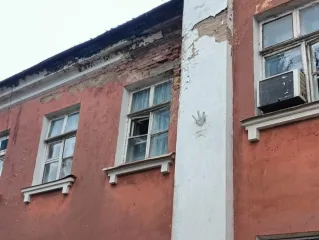 Здание нежилое (штаб-управление), кадастровый номер 73:24:010101:11802, количество этажей: 2, площадь 851 кв.м., адрес: г.Ульяновск, войсковая часть 34236 (хозяйственное ведение).