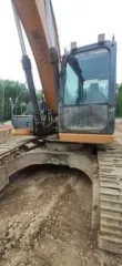 Экскаватор гусеничный Hyundai R300LC-9SH, заводской номер HHKHZ808LE0000183, 2014 год выпуска, госномер 58 УЕ 9248 (63 СВ 9366). Экскаватор гусеничный Hyundai R300LC-9S, заводской номер HHKHZ810LE0001178, 2014 год выпуска, госномер 58 УЕ 9241 (63 СВ 9362). Трактор ДТ-75 ДЕРС2 с буровой установкой…