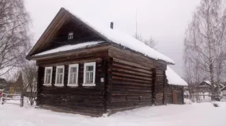 Нежилое здание 54.4 м² в Тверской области. Одноэтажное деревянное здание с земельным участком. Год ввода в эксплуатацию: 1938. Количество подземных этажей: 0. Вид ограничений и обременений: Нет. Общая площадь: 54.4 м². Материалы наружных стен здания: Дерево. Кадастровая стоимость: 450000 руб…