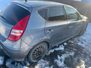 Hyundai i30 2011 (TMA) I30 1.6 GLS AT Серый 2011 г.в. Марка, модель: Hyundai i30, категория ТС: В, год изготовления: 2011, идентификационный номер VIN: TMADC51DBCJ238754, номер кузова: TMADC51DBCJ238754, цвет кузова: серый, рабочий объем двигателя: 1591 куб. см, мощность двигателя (кВт): 92.7, ПТС…