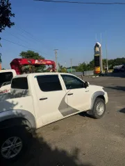 Toyota Hilux 2014, цвет кузова белый, тип транспортного средства грузовой бортовой, год выпуска 2014, идентификационный номер (VIN) AHTFZ29G509108768, регистрационный знак Р686РР26, рабочий объем 2982 см³, мощность двигателя 126.0/171 кВт/л.с., ключ зажигания, документы отсутствуют, транспортное…