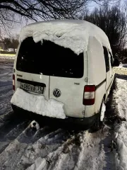 Volkswagen Caddy 1.9TDI, 2006 г.в., VIN WV1ZZZ2KZ6X041930, тип ТС: грузовой фургон, категория В, цвет белый, экологический класс третий, госномер Н 080 ЕВ 39, 104,7 лс, 500 000 км. Автомобиль в залоге у АО «TBank», не на ходу. Кузовные элементы в неудовлетворительном состоянии: коррозия порогов…