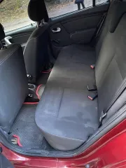 Renault Sandero Stepway 2011 года, красный цвет. Пробег 115035 км, АКПП. Мощность 103 л.с. (76 кВт), бензиновый двигатель 1.6 л (1598 куб. см), модель двигателя К4МС697, номер D011009. Экологический класс 4. VIN: X7LBSRBYNBH456858, ПТС 77НК 672270. Разрешенная максимальная масса 1615 кг, масса без…