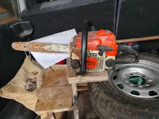 Инструмент: бензопилы Stihl, шуруповерт Bosch Бензопила марки "Штиль-180", заводской номер 262407097, 1 шт. + Шуруповерт марки "Bosch", 1 шт. + Бензопила марки "Shtil MS180" в корпусе бело-оранжевого цвета, 1 шт. + Бензопила марки "ShtilMS 180" в корпусе бело-оранжевого цвета, заводской номер…