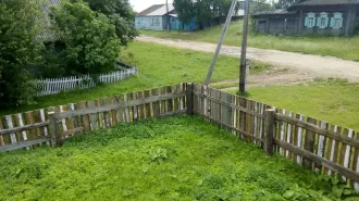 Земельный участок. Кадастровый номер: 66:01:5701001:61. Адрес: Свердловская область, Алапаевский район, с. Раскатиха, ул. Свердлова, 17. Общая площадь, м2: 3372, Уточненная площадь, погрешность 21.0. Вид права: Общая долевая собственность, доля в праве 1/2. Кадастровая стоимость, руб.: 179 761,32.