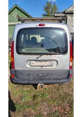 Renault Kangoo 2008 года, 75 л.с., пробег 111111 км. Легковой универсал, VIN: VF1KCEBCF40098542, госномер М418ЕТ13. Не работает таксометр, не показывает дисплей с топливом и температурой, двигатель работает с перебоями. Вмятины на задней правой двери и заднем правом крыле. Царапина на левой фаре…