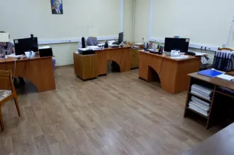 Нежилое помещение 125,9 м², Чувашская Республика, г. Козловка. Помещение с кадастровым номером 21:12:121604:212 площадью 125,9 кв. м, адрес: Российская Федерация, Чувашская Республика - Чувашия, м.о. Козловский, г. Козловка, ул. Ленина, д. 53, кв. 1. Кадастровый номер 21:12:121604:212 (реестровый…